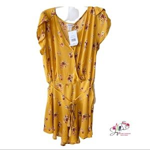 Eyeshadow Yellow Floral Short Romper